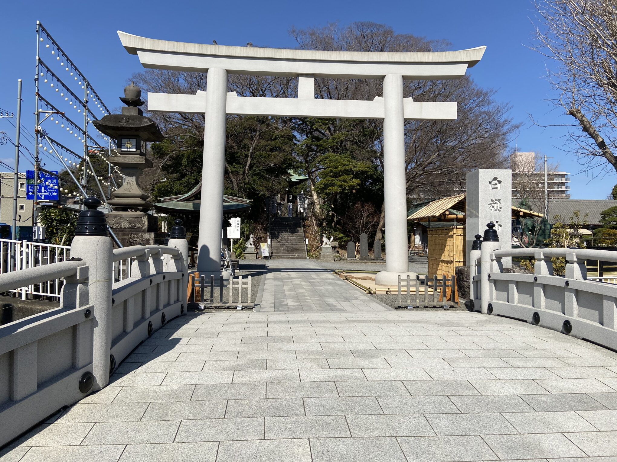 源義経を祀り 武芸 芸能 学問のご利益がある 白旗神社 地元をもっと知る 地域の情報ポータルサイト Jimotto ジモット